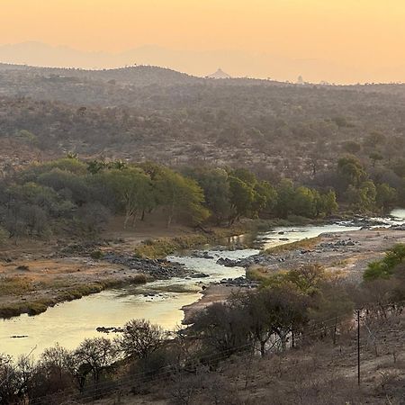 Nyati Safari Lodge Hoedspruit Exterior photo